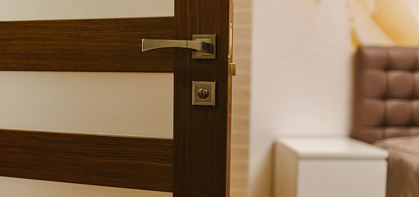 Door Lever Troubleshooting in Old Fig Garden, CA