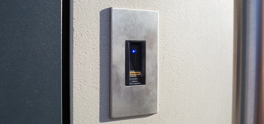 Fingerprint Biometric Entry Systems Maintenance in Old Fig Garden, California