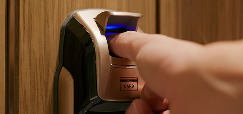 Locksmith Company For Window Lock Installation in Old Fig Garden, California