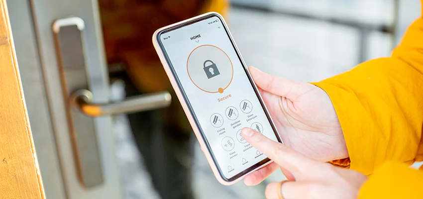 Automatic Door Lock Opener Repair in Old Fig Garden, California