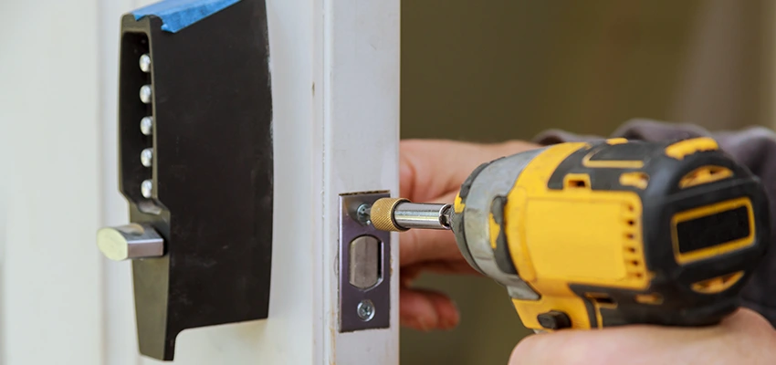 Eviction Locksmith For Key Duplication in Old Fig Garden, California